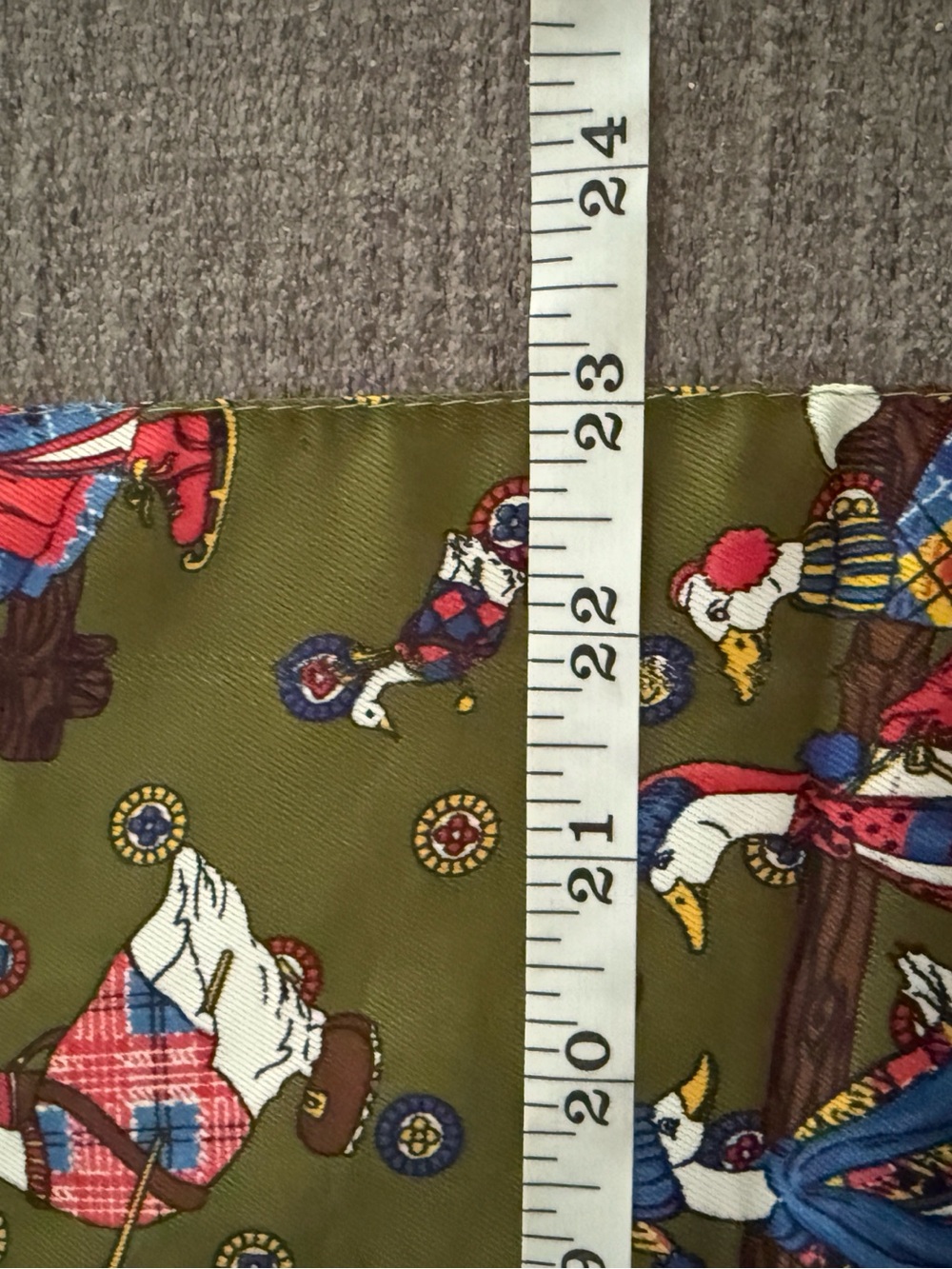 Vintage Scarf made In Italy 🇮🇹 Geese 🪿 Design Green Fall Winter Essential - Picture 6 of 7